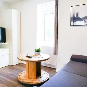 Apartment Les Propres Et Equipes 