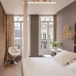 Legend **** Paris